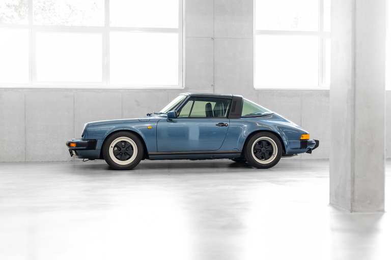 Porsche 911 Carrera 3.2