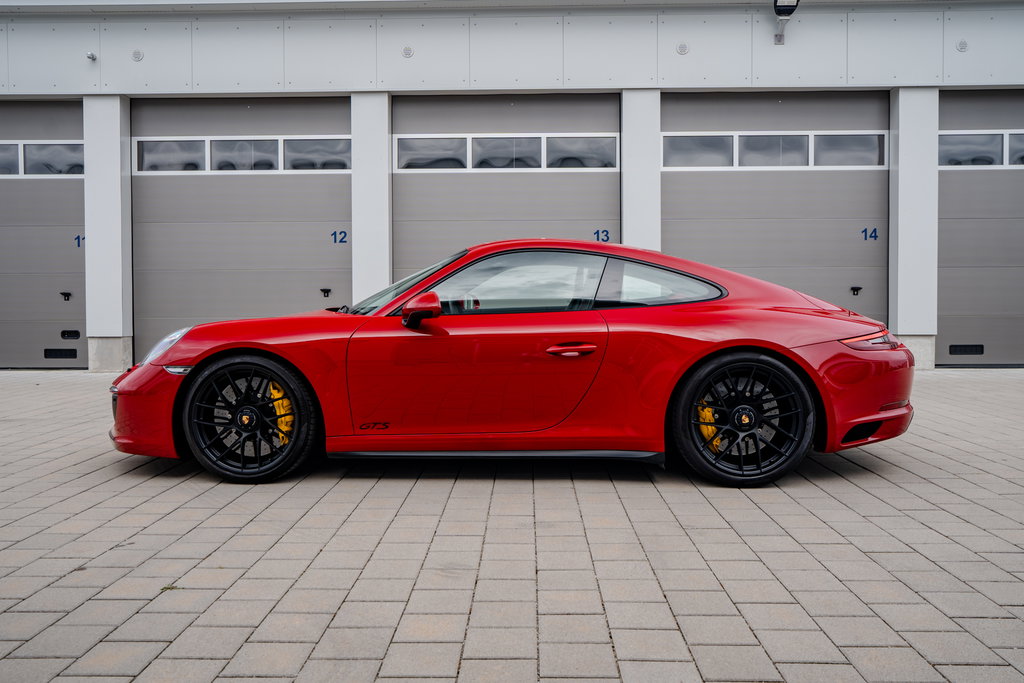 Porsche 991.2 Carrera GTS