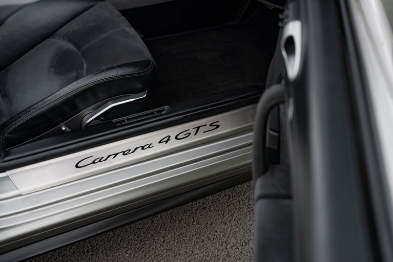 Porsche 997.2 Carrera 4 GTS