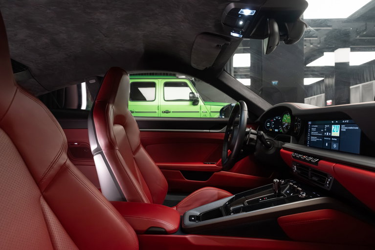 Porsche 992 Carrera 4S