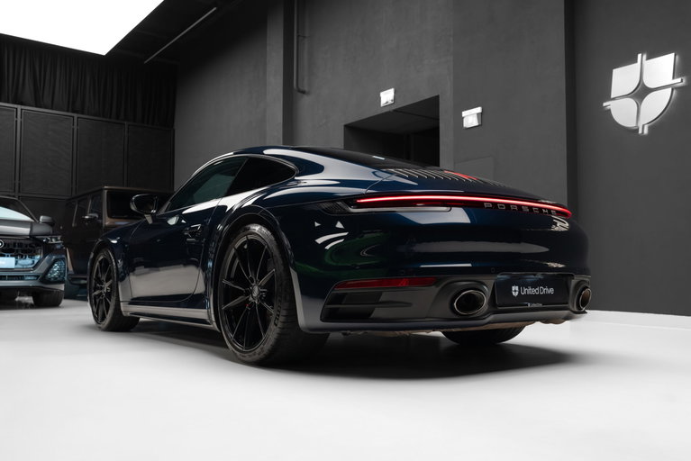 Porsche 992 Carrera 4S