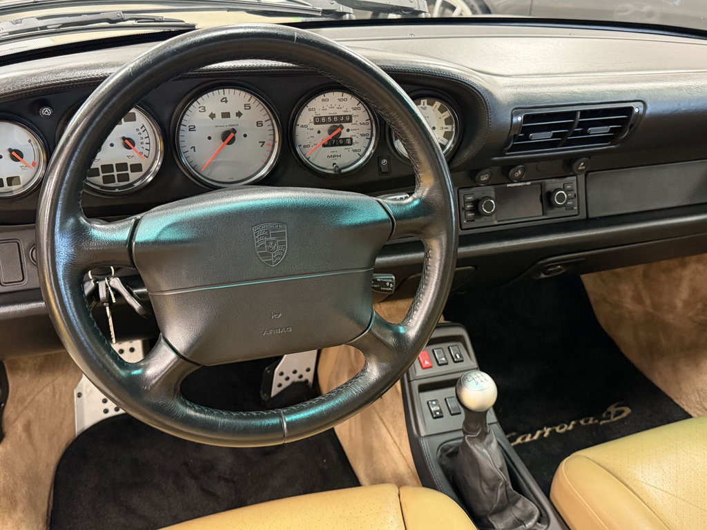 Porsche 993 Carrera 4S