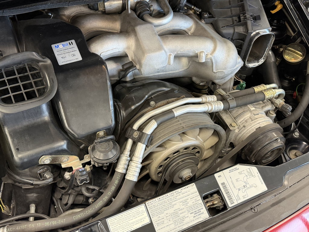 Porsche 993 Carrera 4S