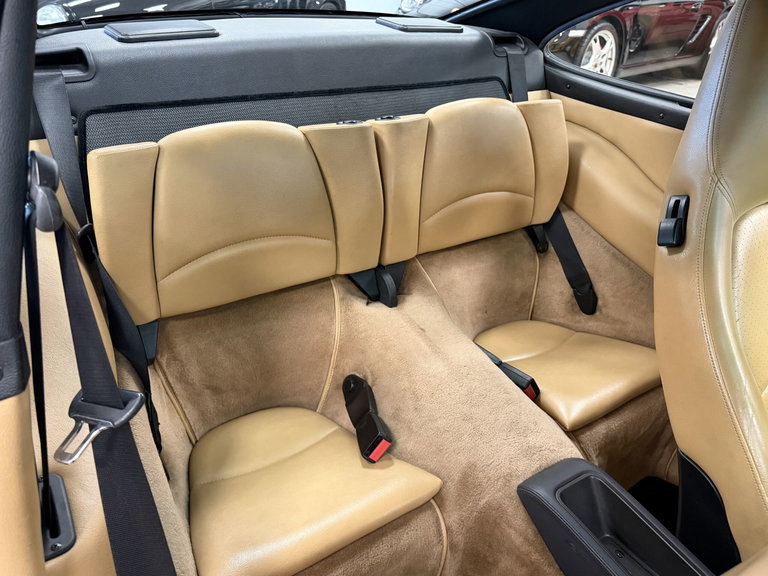 Porsche 993 Carrera 4S