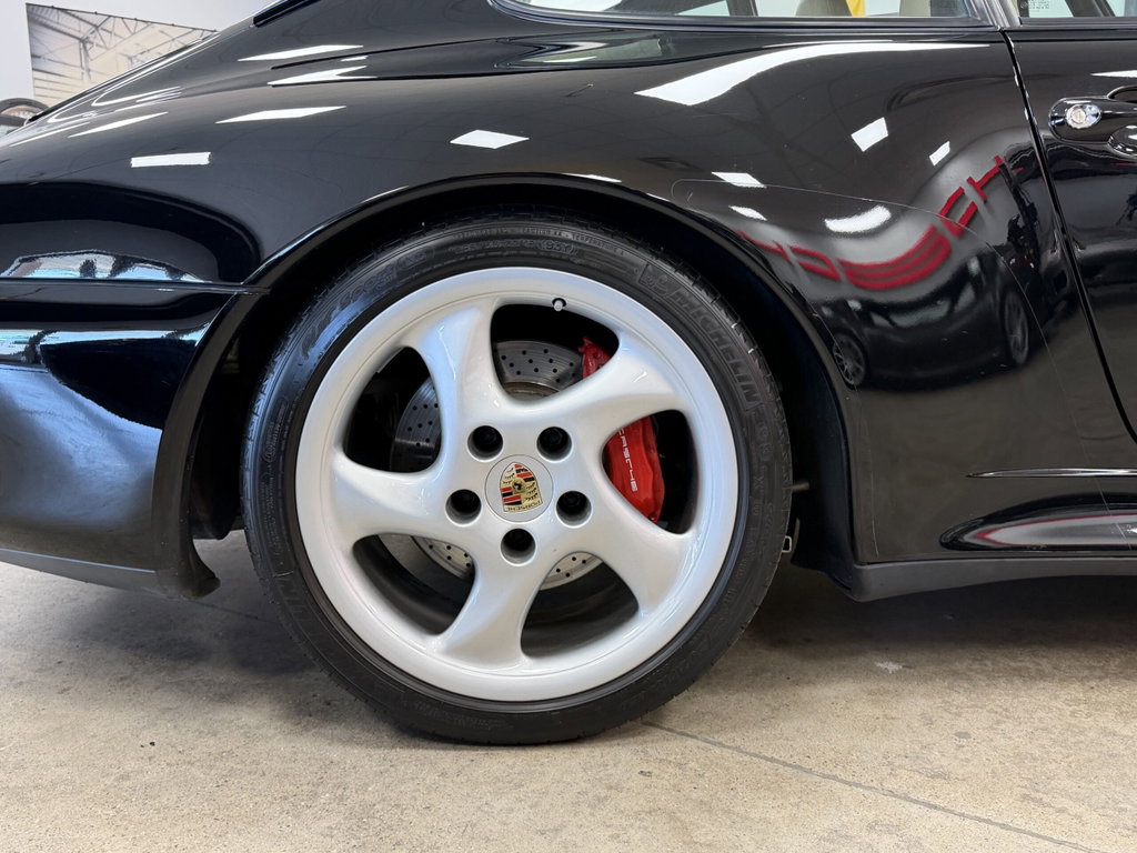 Porsche 993 Carrera 4S