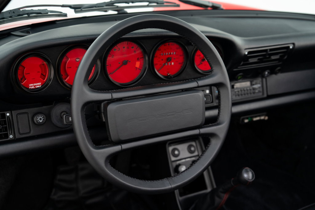 Porsche 911 Carrera 3.2 Speedster (US)