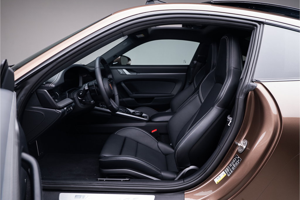 Porsche 992.2 Carrera 4S