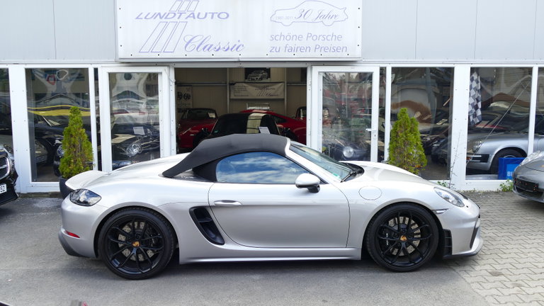 Porsche 718 Spyder