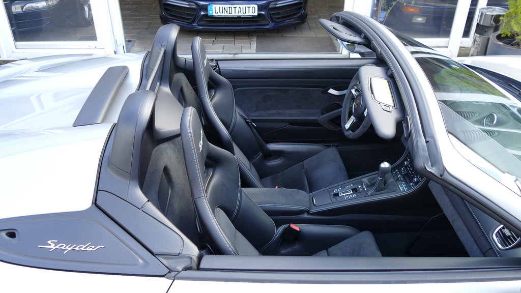 Porsche 718 Spyder