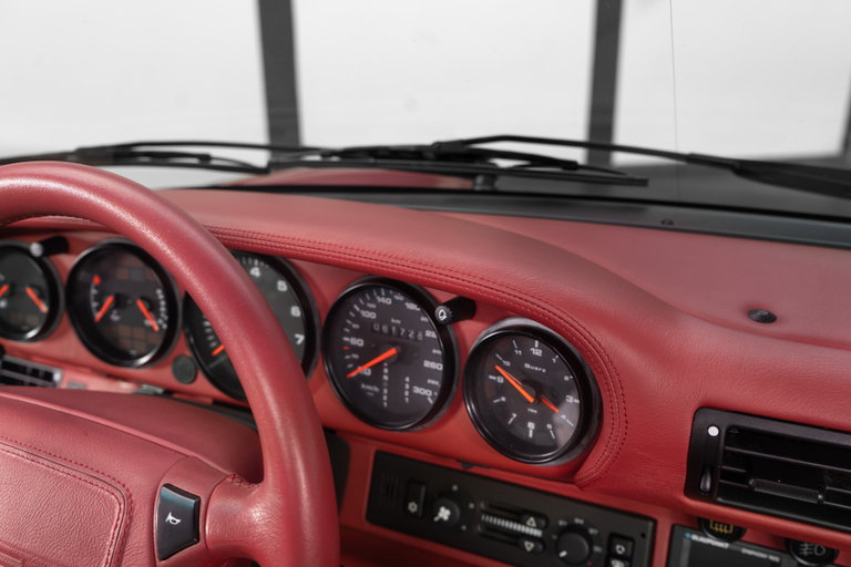 Porsche 964 Carrera 2 Cabrio WTL