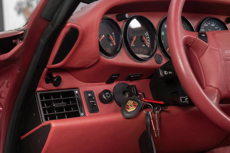 Porsche 964 Carrera 2 Cabrio WTL