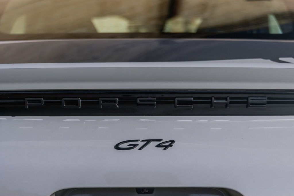 Porsche 718 Cayman GT4