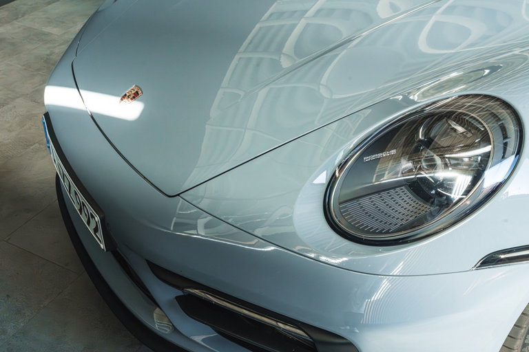 Porsche 992 Carrera 4 GTS