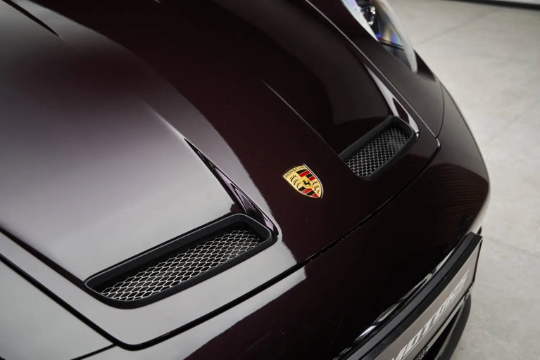 Porsche 992 GT3 Touring