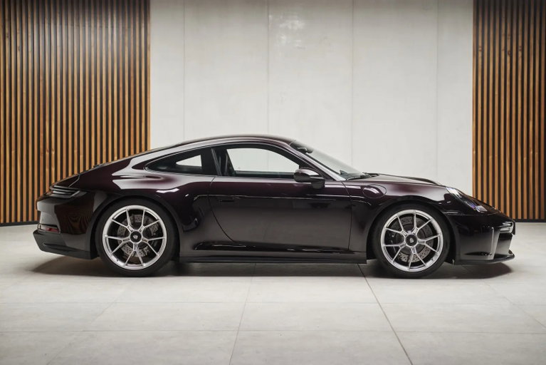 Porsche 992 GT3 Touring