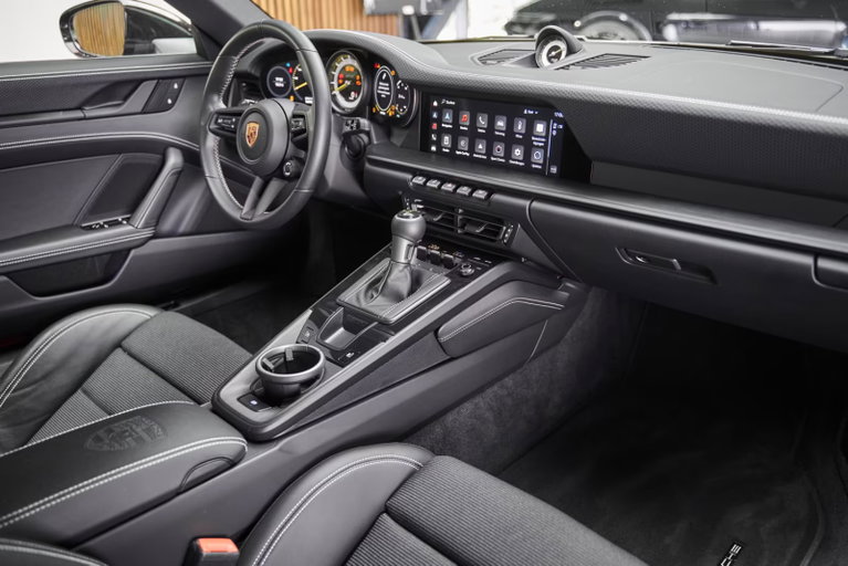 Porsche 992 GT3 Touring