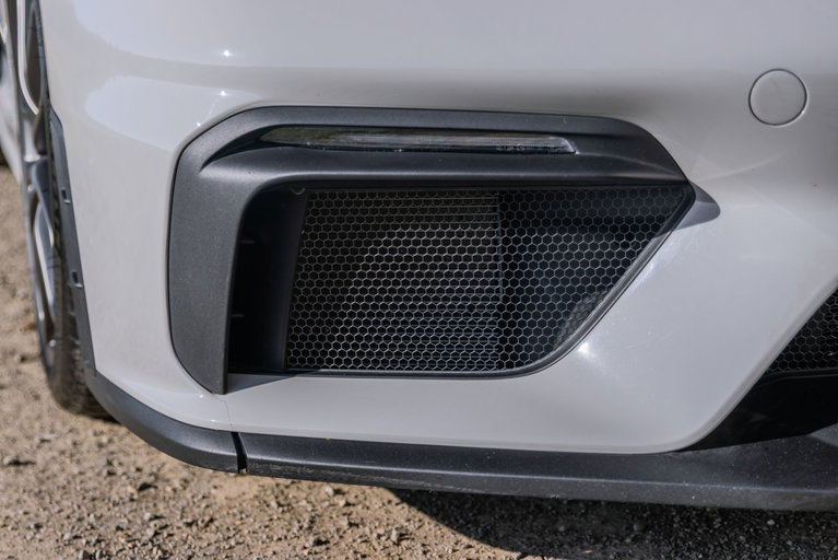 Porsche 718 Cayman GT4