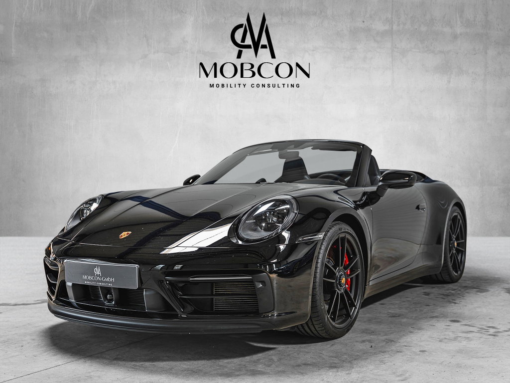Porsche 992 Carrera 4 GTS