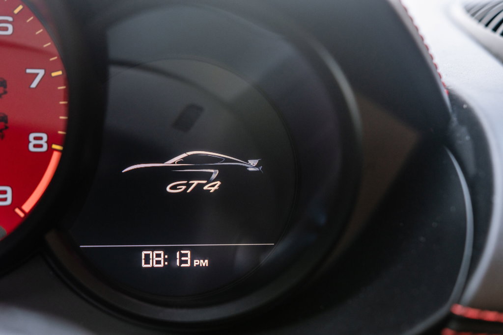 Porsche 718 Cayman GT4