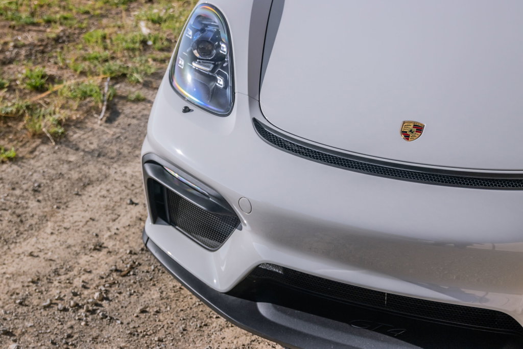 Porsche 718 Cayman GT4