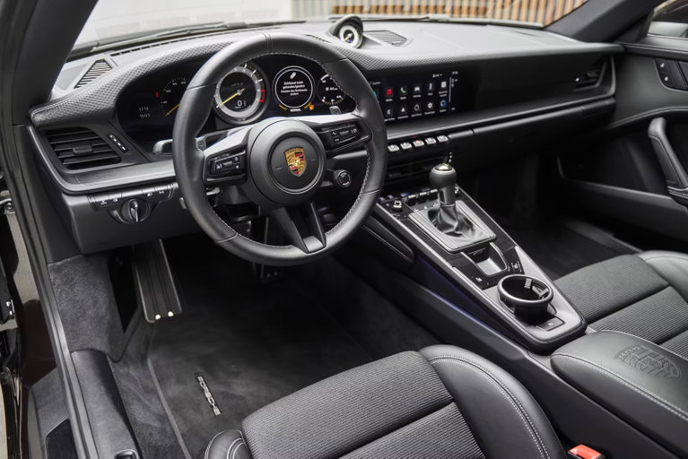 Porsche 992 GT3 Touring