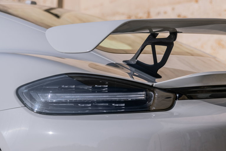 Porsche 718 Cayman GT4