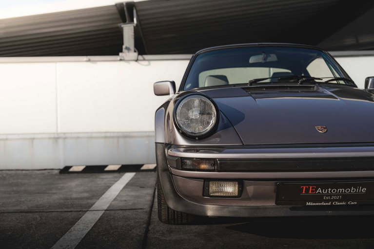Porsche 911 Turbo 3.3 (US)