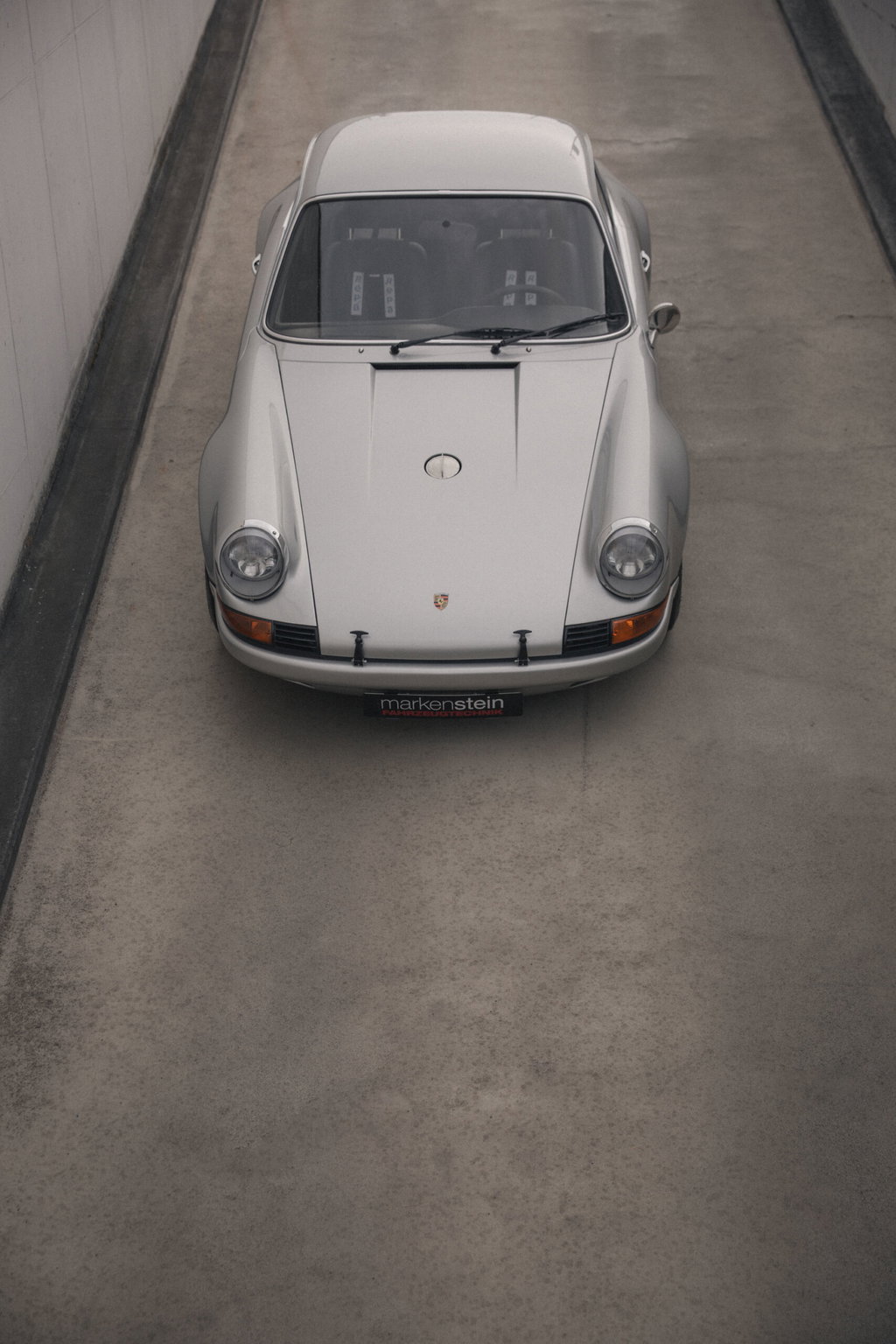 Porsche 911 Backdate