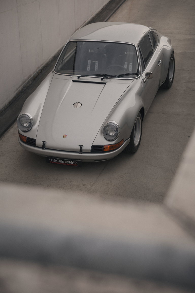 Porsche 911 Backdate