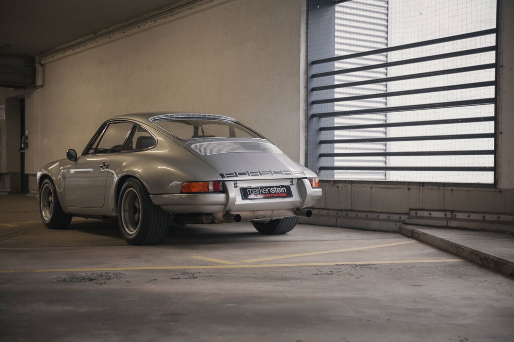 Porsche 911 Backdate