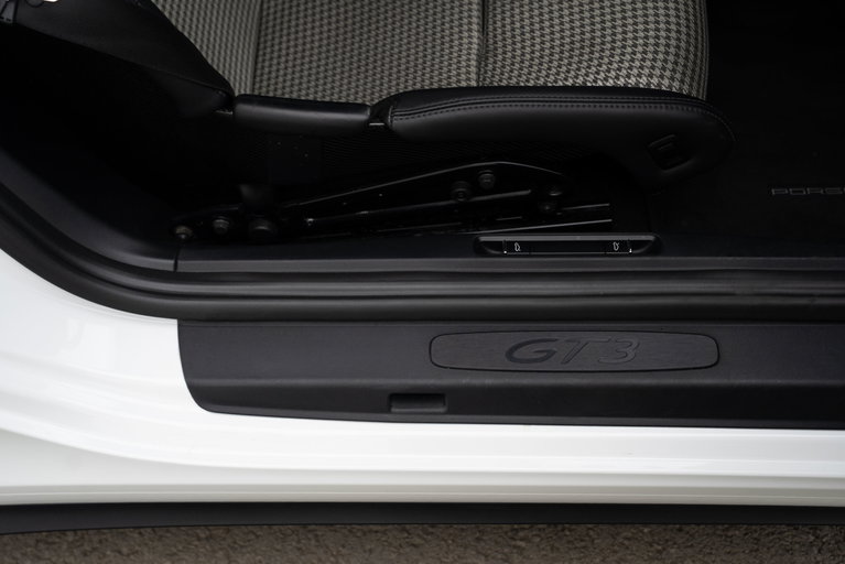 Porsche 991.2 GT3 Touring