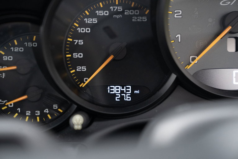Porsche 991.2 GT3 Touring