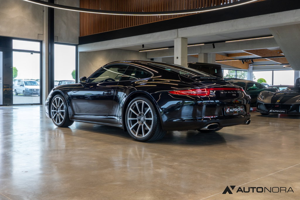 Porsche 991 Carrera 4 Black Edition