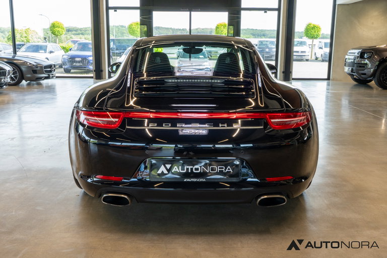Porsche 991 Carrera 4 Black Edition
