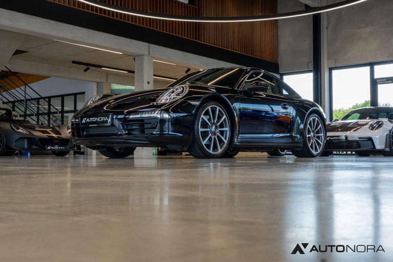 Porsche 991 Carrera 4 Black Edition