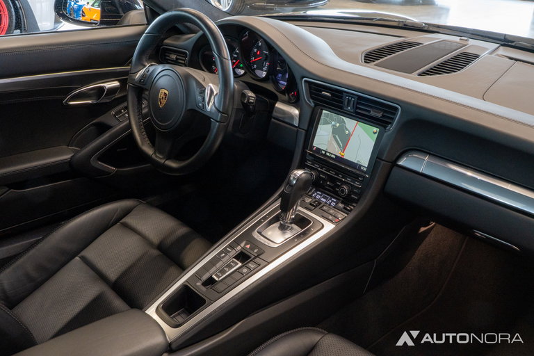 Porsche 991 Carrera 4 Black Edition