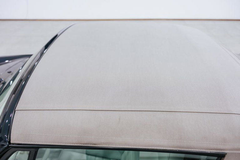 Porsche 911 Carrera 3.2 “25 Jahre 911”