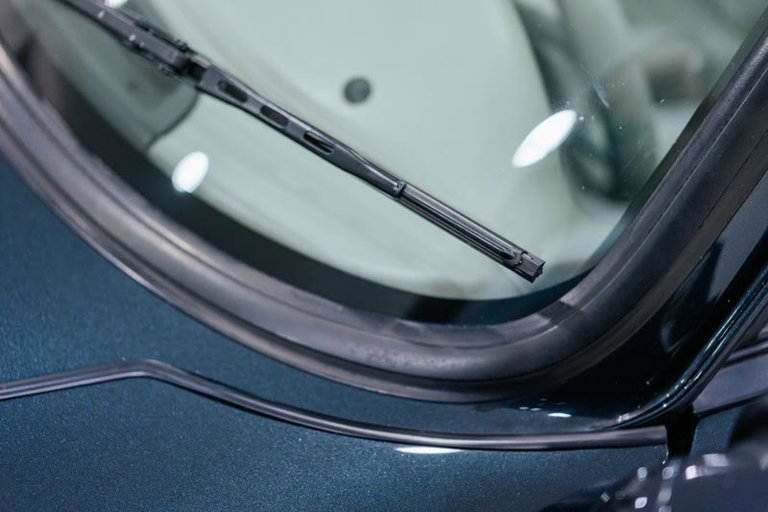 Porsche 911 Carrera 3.2 “25 Jahre 911”