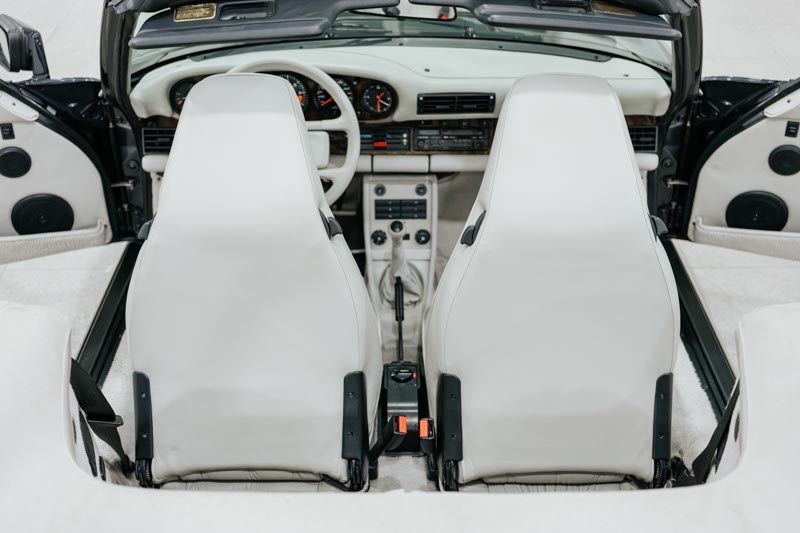 Porsche 911 Carrera 3.2 “25 Jahre 911”