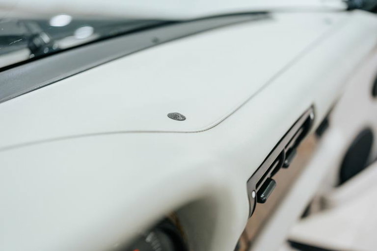 Porsche 911 Carrera 3.2 “25 Jahre 911”