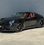 Porsche 992 Carrera 4 GTS