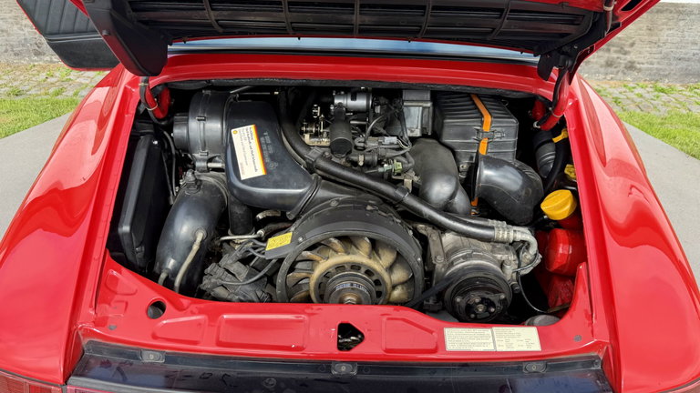 Porsche 964 Carrera 4