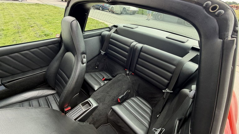 Porsche 964 Carrera 4