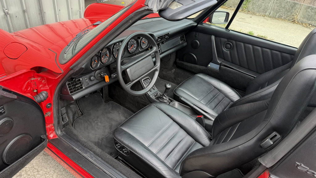 Porsche 964 Carrera 4