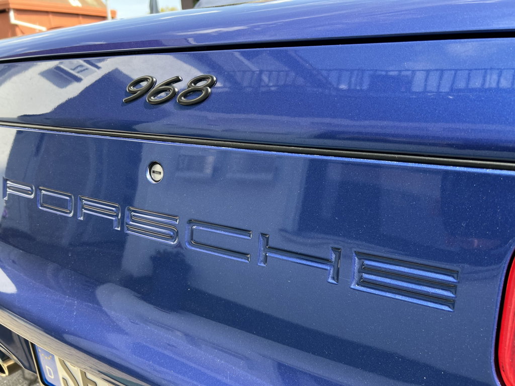 Porsche 968