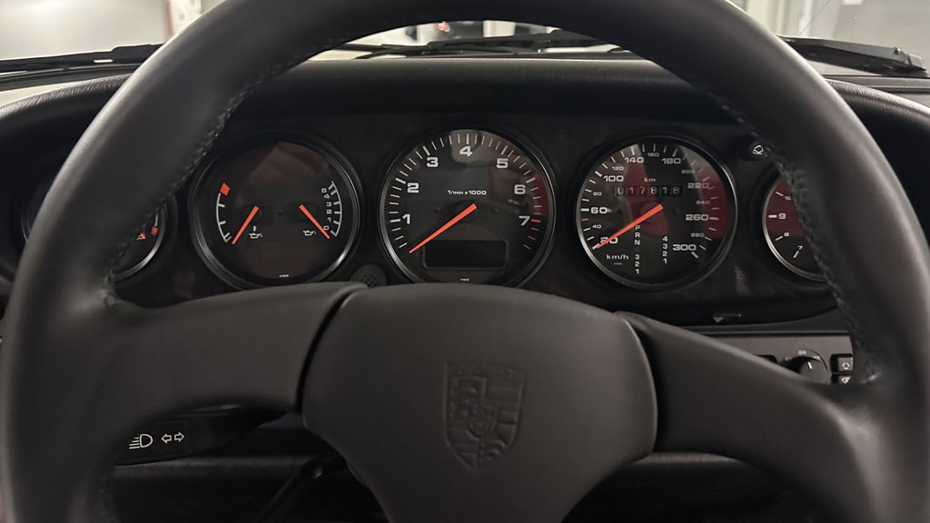 Porsche 964 Carrera 2 Speedster