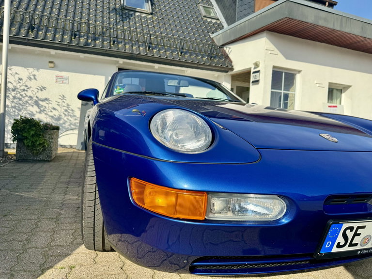Porsche 968