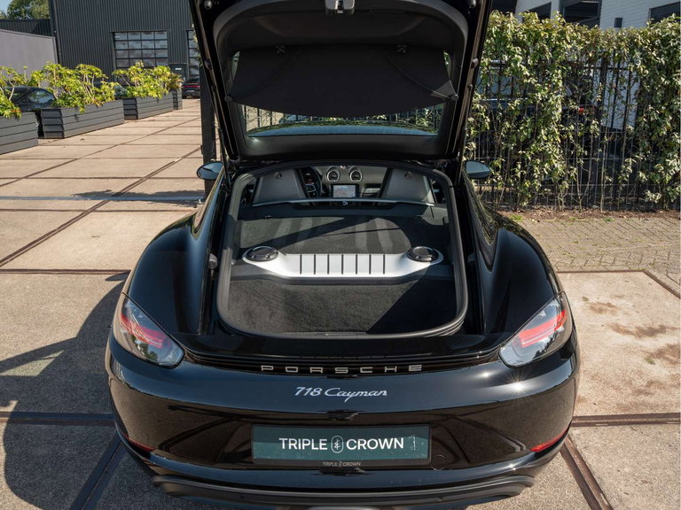 Porsche 718 Cayman