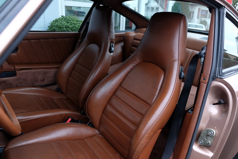 Porsche 911 Turbo 3.3