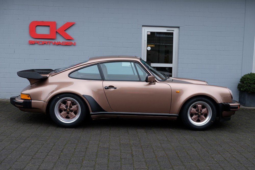 Porsche 911 Turbo 3.3